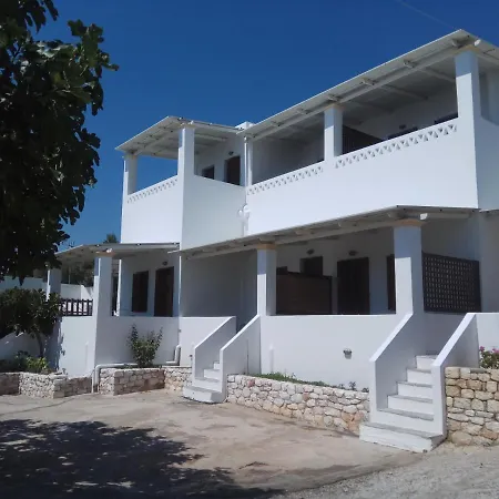 Akrogiali Traditional